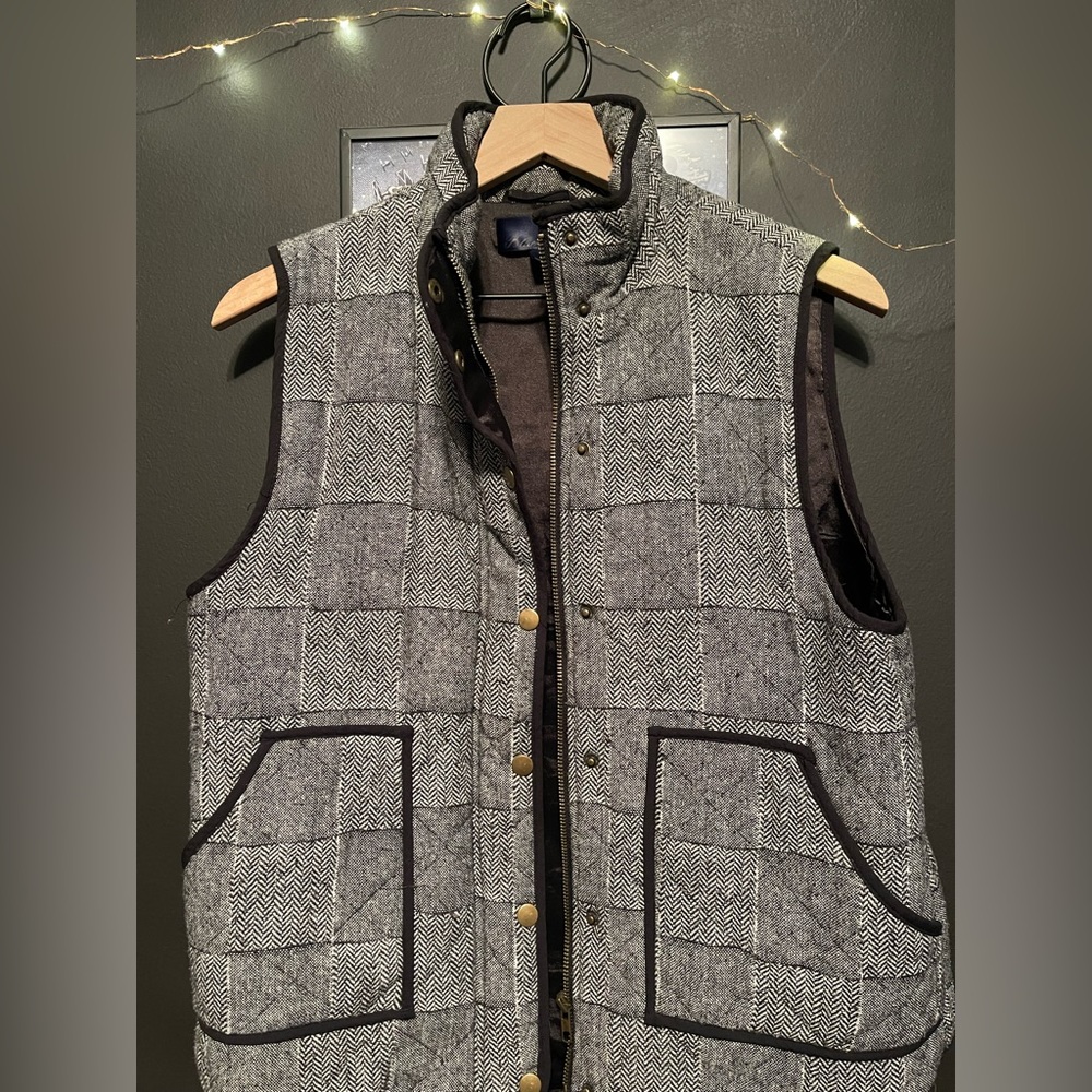 Heathered Plaid Vest